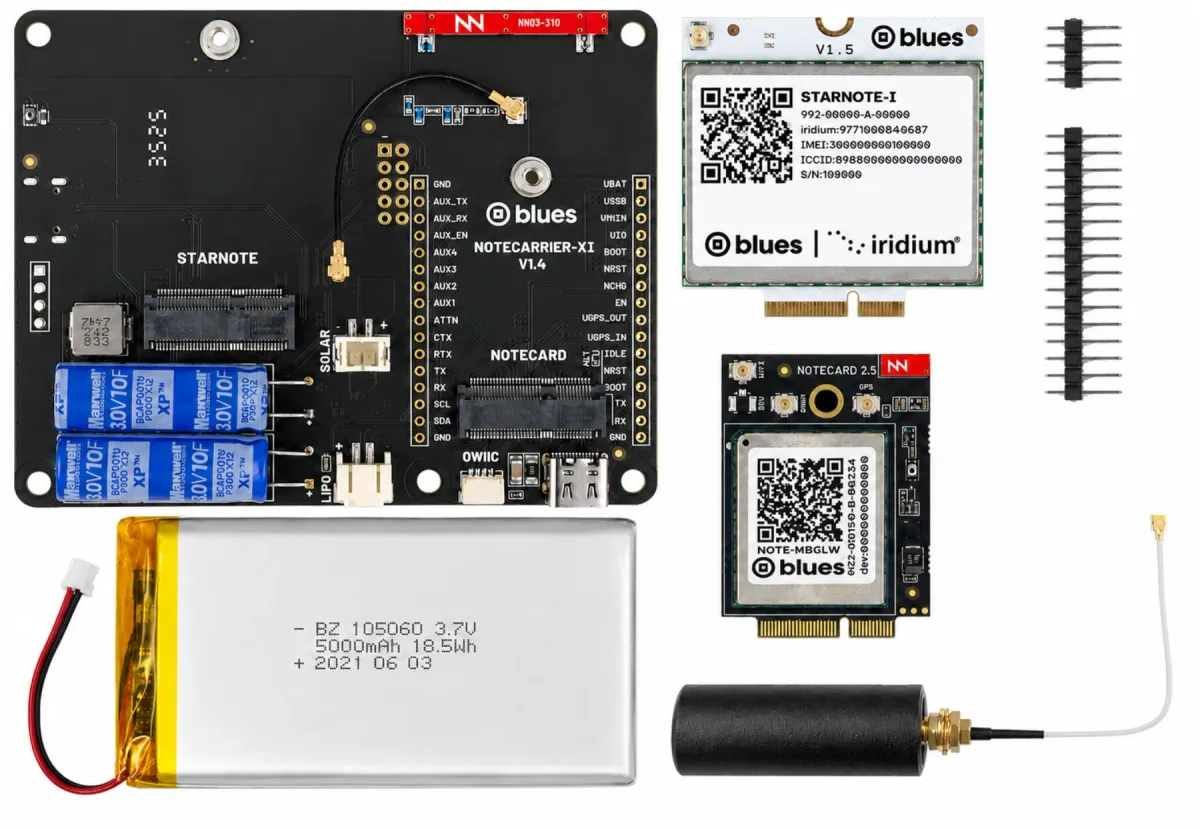 Blues Starnote for Iridium Starter Kit (Starnote for Iridium, Notecard Cell+WiFi, Notecarrier XI, helical antenna, 5000 mAh battery)