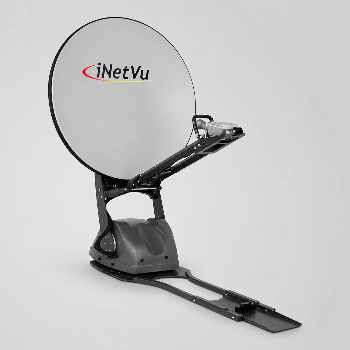 C-COM iNetVu Ka-98V 98 cm auto-acquire Ka-band driveaway antenna for ViaSat modems (Eutelsat type approved, KA-SAT Tooway)