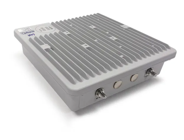 Gilat SkyEdge II-c Capricorn Outdoor VSAT (S2X family, DVB-S2X, up to 200/100 Mbps, IP67, 48 VDC)